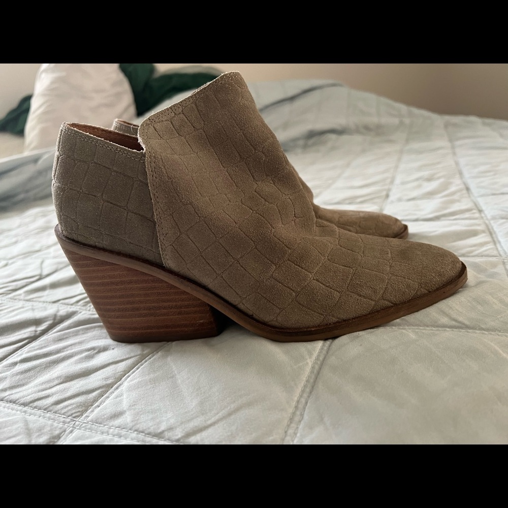 Lucky brand boots